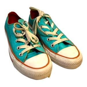 Converse x Crayola Sneaker